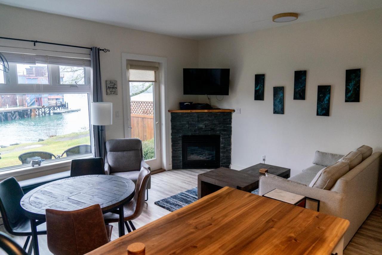 Lunar Cove Inn Charters And Tours Tofino Ngoại thất bức ảnh