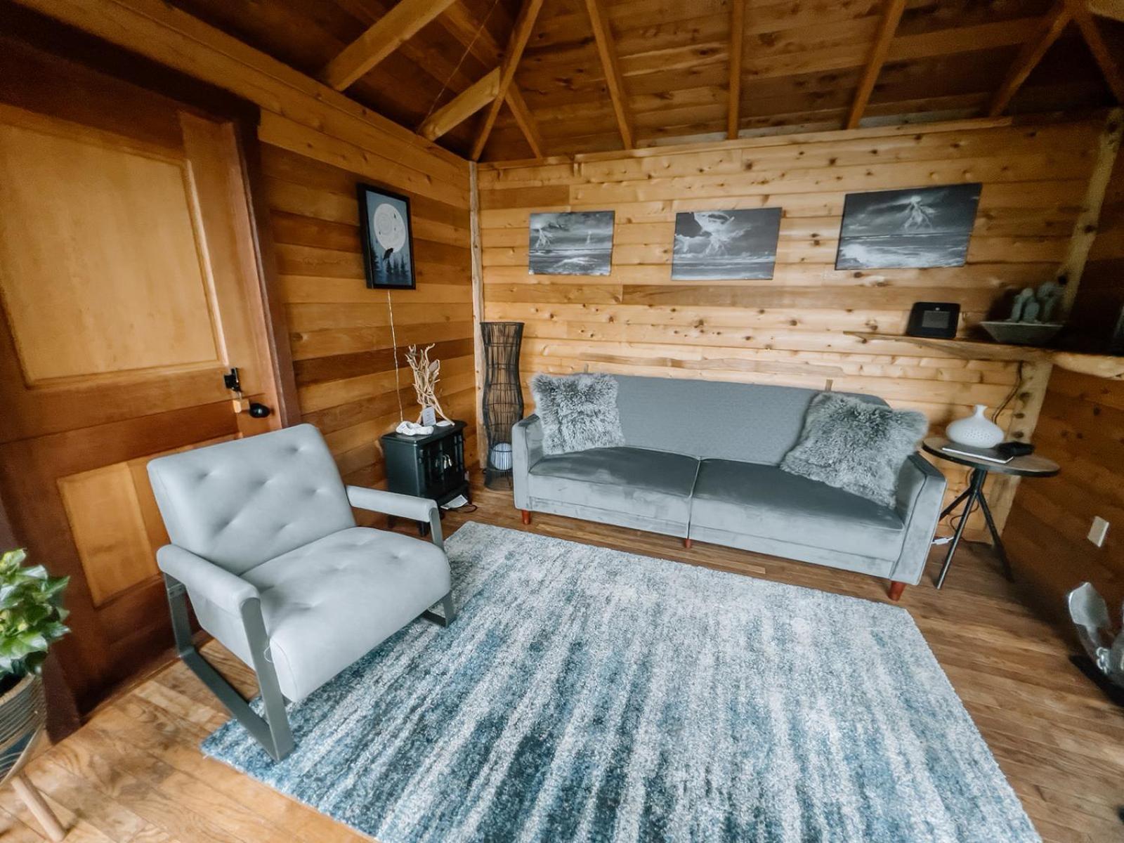 Lunar Cove Inn Charters And Tours Tofino Ngoại thất bức ảnh
